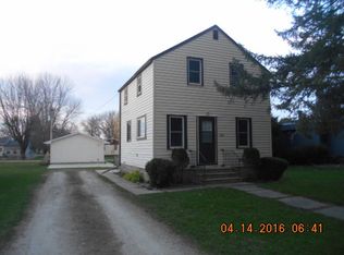 229 2nd St SW, Blooming Prairie, MN 55917