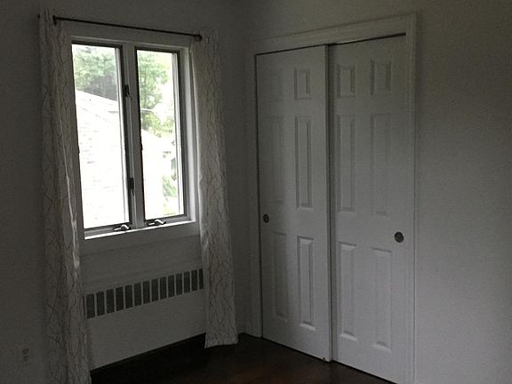 4th image of 172 Seiffert Ct