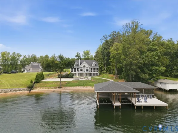 926 Fairview Dr, Mineral, VA 23117