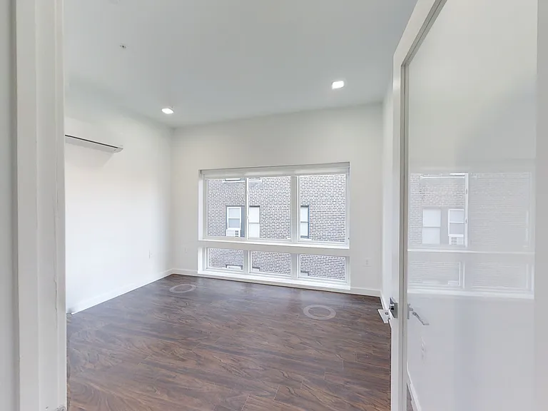 824 N Calvert St — Photo 24