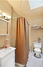 5th image of 242 E 87th St APT 5J