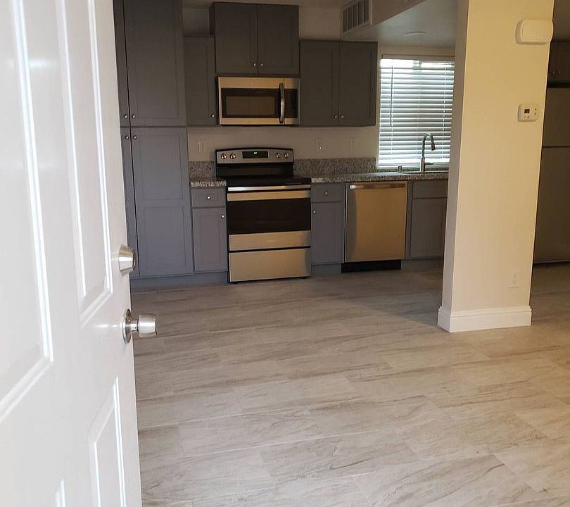 1st image of 205 N Mariposa St #103