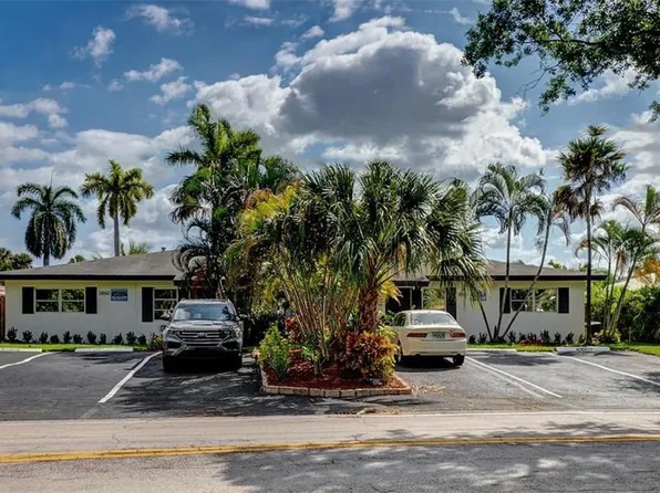 3860 NE 23rd Avenue, Lighthouse Point, FL 33064