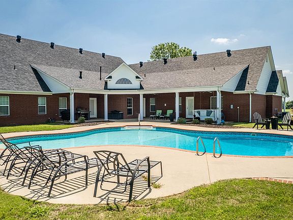 5th image of 12 Lacie Dr