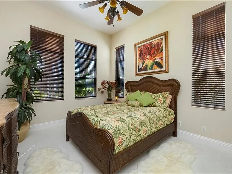 8535 Bellagio Dr — Photo 6