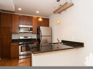 1630 W Grace St #2, Chicago, IL 60613