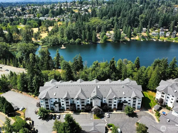 13301 SE 79th Place #C402, Newcastle, WA 98059