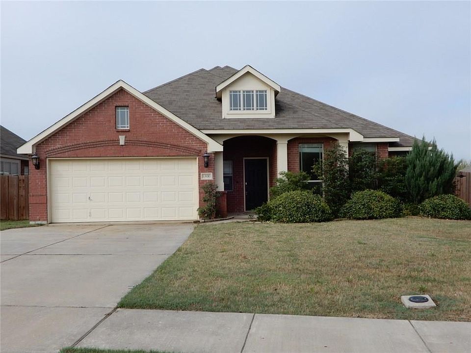 1st image of 1300 Fox Glen Trl