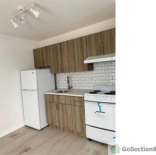 1st image of 7800 NW 2nd Ave APT 204