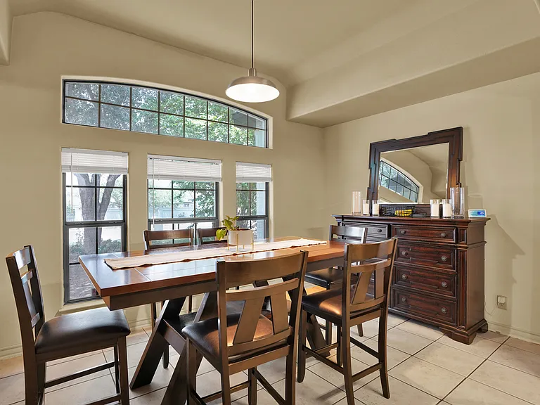 2061 Don Pascual Ln — Photo 3