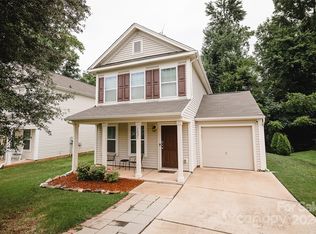 1021 Rook Rd, Charlotte, NC 28216