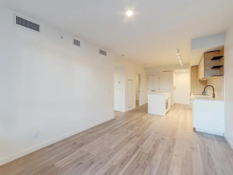 10448 University Dr #4XX — Photo 6