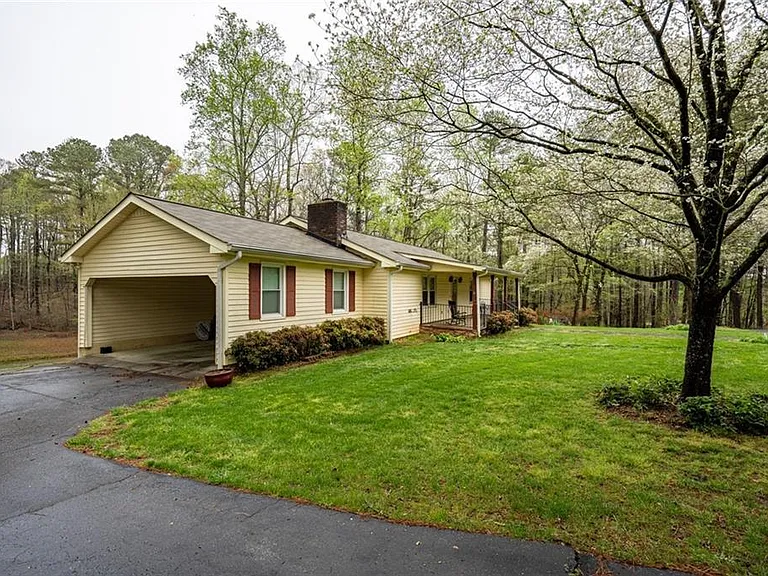465 Dobbs Rd #B — Photo 32