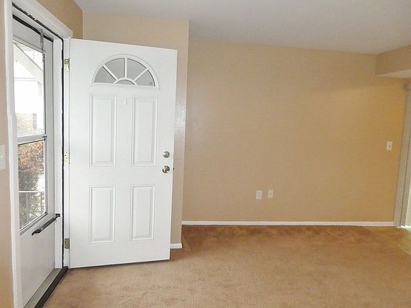4th image of 21 Beechwoode Ln #1