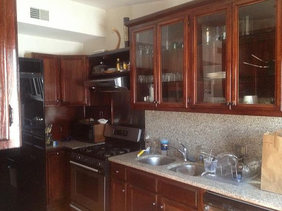 3rd image of 3241 E Calhoun Pkwy APT 3
