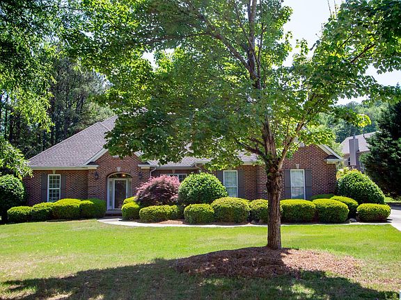 2nd image of 1084 Saddle Creek Pkwy