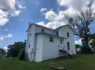 306 W State St, Mount Carroll, IL 61053