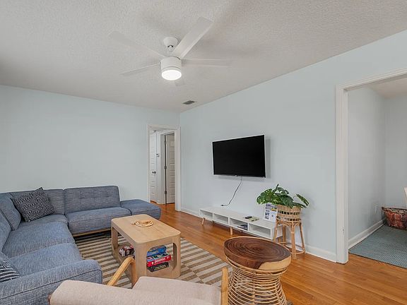 2nd image of 119 Menendez Rd