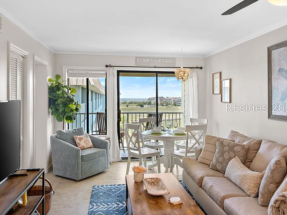 4th image of 663 William Hilton Pkwy APT 2402