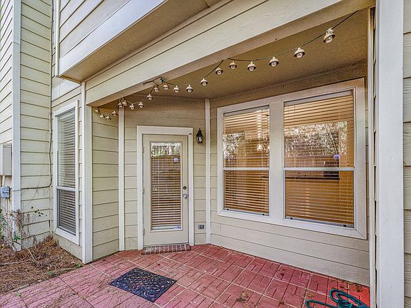 3rd image of 158 N Magnolia Pond Pl #158E