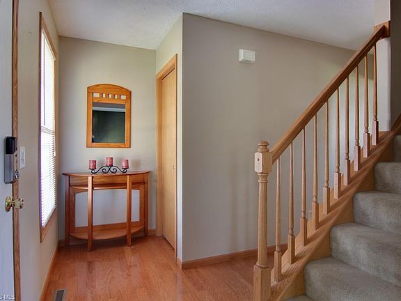 2nd image of 951 Glendale Dr
