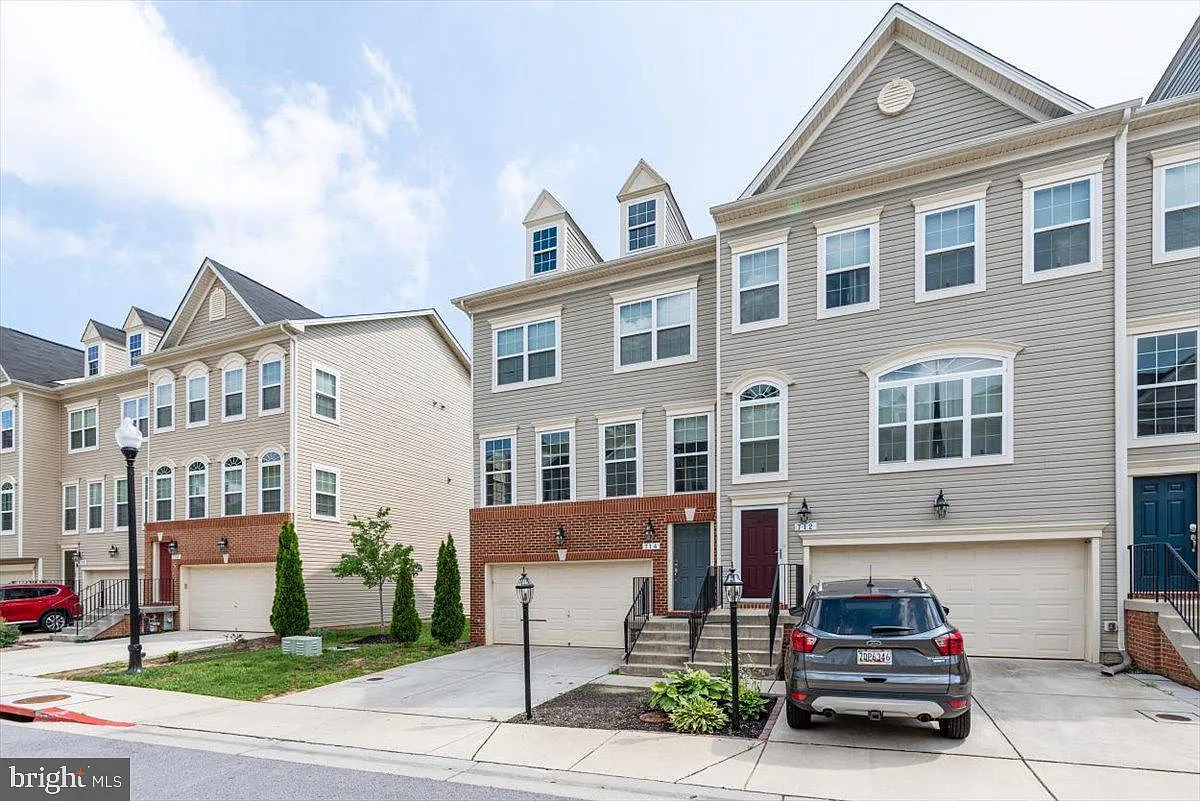 Building Photo - 714 Millhouse Dr