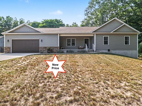 2047 N Lakeshore Dr, Ludington, MI 49431