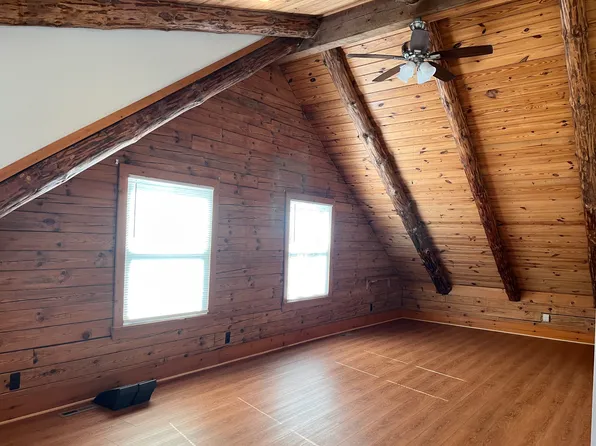 498 N Main St #B, Barnegat, NJ 08005