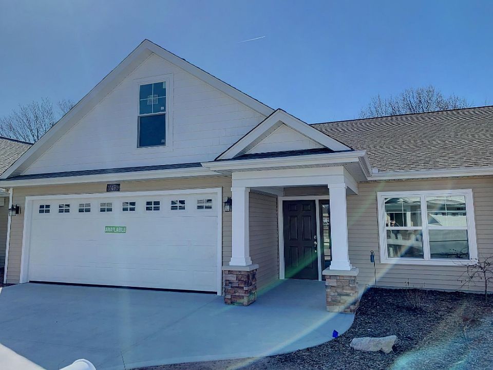 1st image of 11470 S Lake Dr #125