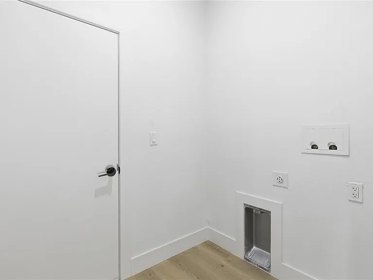 3537 Enid Ln — Photo 20