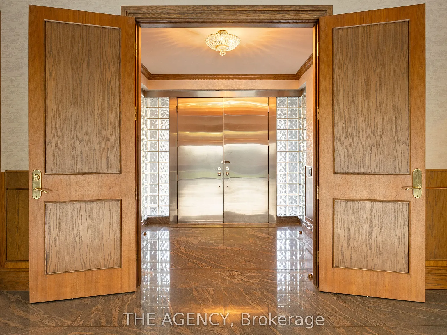 9 bed, $19,800 — Photo 3