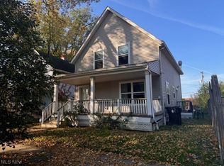 2056 W 45th St, Cleveland, OH