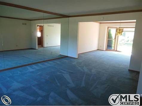 Living room.JPG
