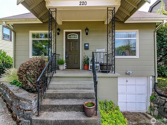 3rd image of 220 S 55th Street