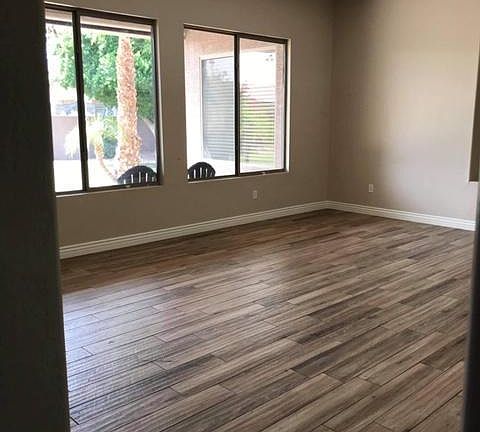 3rd image of 727 W Citrus Way