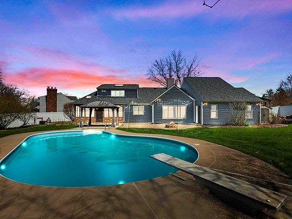 2nd image of 9327 White Sand Ct