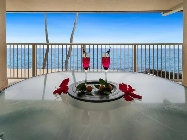 77-6452 Alii Dr #203, Kailua Kona, HI 96740