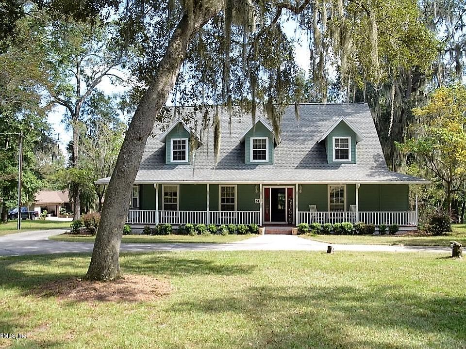 Front of 512 Lake Asbury Drive