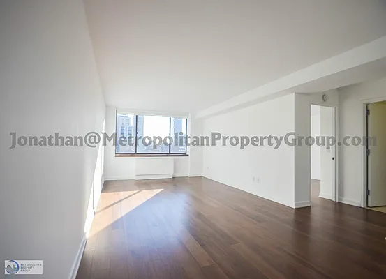 Rented by Metropolitan Property Group | media 30