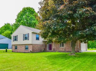 3244 Wright Rd NW, Uniontown, OH 44685