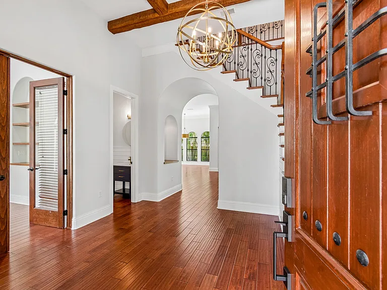 3917 W Barcelona St — Photo 50