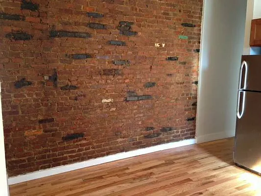 Rented by Premier Metro Realty Corp | media 13