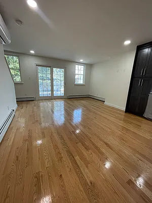 Rented by PMG Real Estate  | media 5