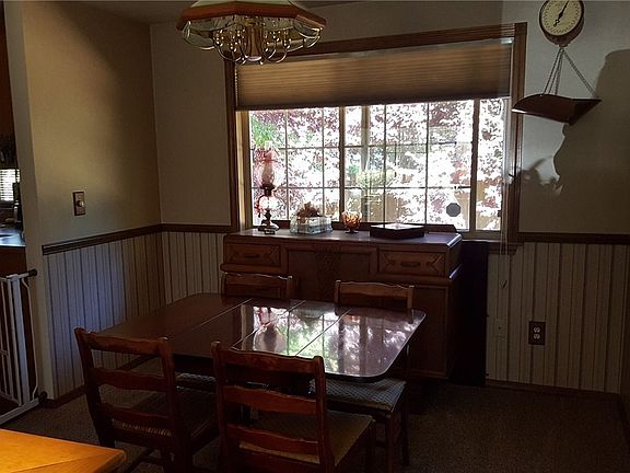 3rd image of 440 Choker Ct SE