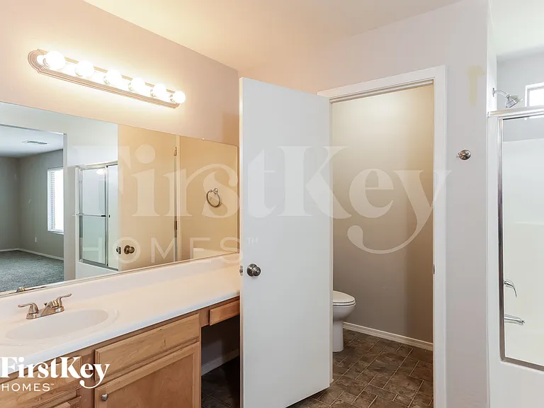 5570 E Flowing Spg — Photo 12