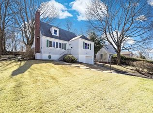 69 Beacon Hill Rd, Ardsley, NY 10502