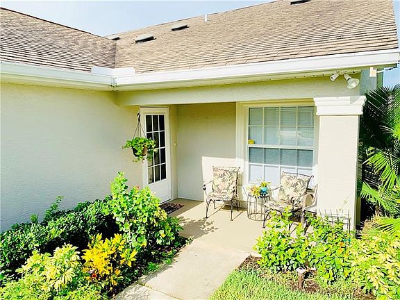 4th image of 1407 Coconut Palm Cir