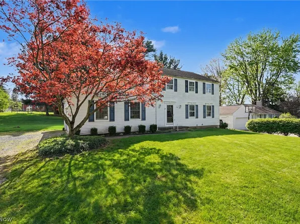 150 Atterbury Blvd, Hudson, OH 44236