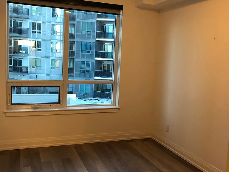 7165 Yonge St #632 — Photo 5