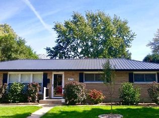 479 S Main St, Bartlett, IL 60103